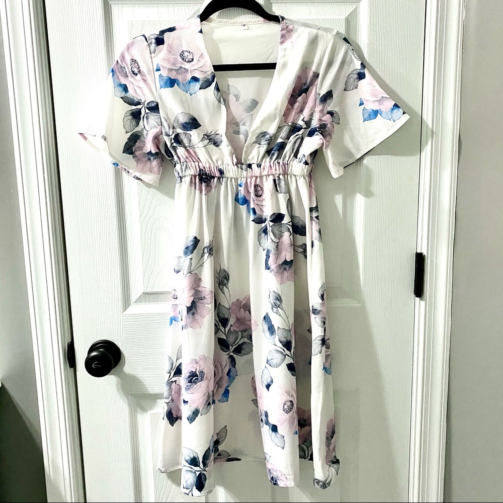 Maternity floral short sleeve V neck dress